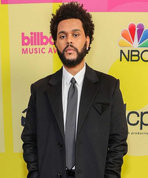Billboard Music Awards 2021 The Weeknd trench Coat